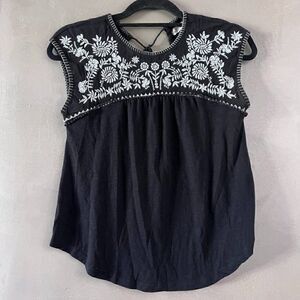 HOLLISTER Embroidered Cap-Sleeve Blouse 
